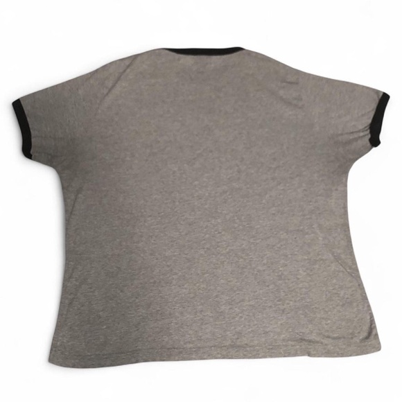 2004 Bewitched Tee - Picture 7 of 8